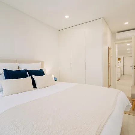 Clarity House - Modern Apartament *